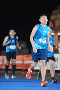 BIB: 42541
                            <button type="button" onclick="openModal(19767271)" class="btn btn-primary btn-sm float-right btn-popup" data-toggle="modal" data-target=".modal-high-quality">
                        <i class="fas fa-shopping-cart"></i> Add to Cart
                    </button>
                                            <button type="button" onclick="isThisMe(19767271, true)" class="btn btn-success btn-sm float-right btn-popup btn-isme hidden" data-toggle="tooltip" data-placement="bottom" title="นี่คือรูปของคุณใช่ไหม คลิกที่นี่เพื่อเอาเข้าอัลบั้ม">
                        <i class="fas fa-plus"></i> Add to album
                    </button>
                    <button type="button" onclick="isThisMe(19767271, false)" class="btn btn-warning btn-sm float-right btn-popup btn-isnotme hidden">
                        <i class="fas fa-ban"></i> Remove from album
                    </button>